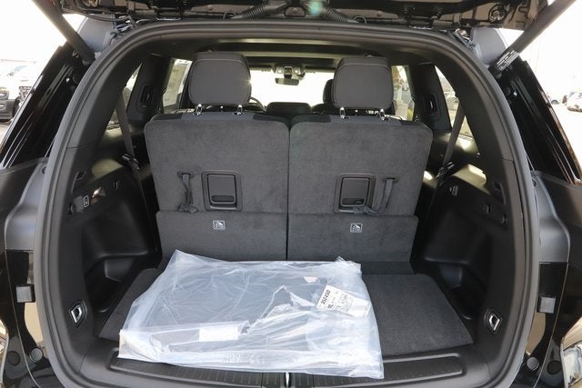 2025 Jeep Grand Cherokee GRAND CHEROKEE L LAREDO X 4X4