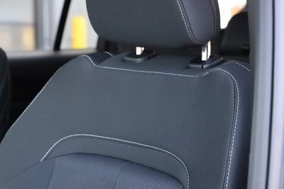 2025 Jeep Grand Cherokee GRAND CHEROKEE L LAREDO X 4X4