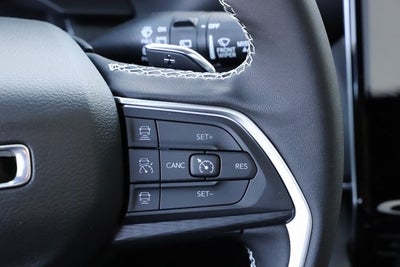 2025 Jeep Grand Cherokee GRAND CHEROKEE L LAREDO X 4X4