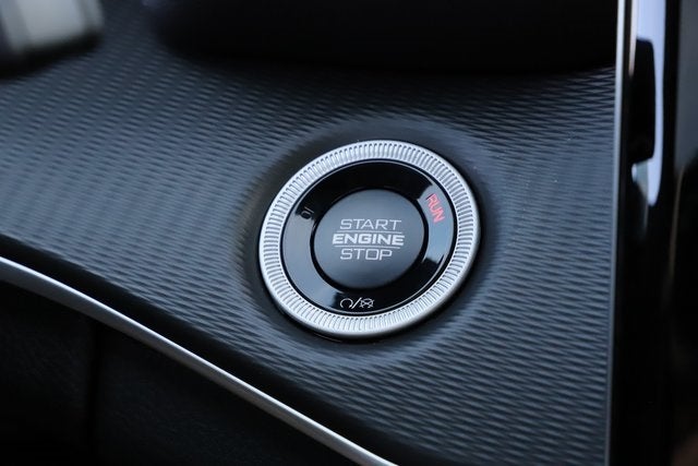 2025 Jeep Grand Cherokee GRAND CHEROKEE L LAREDO X 4X4