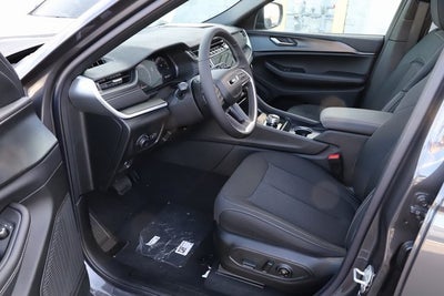 2025 Jeep Grand Cherokee GRAND CHEROKEE L LAREDO X 4X4