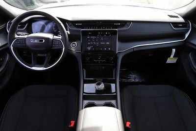 2025 Jeep Grand Cherokee GRAND CHEROKEE L LAREDO X 4X4