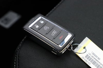 2025 Jeep Grand Cherokee GRAND CHEROKEE L LAREDO X 4X4