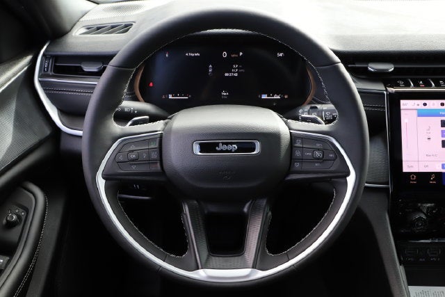 2027 Jeep Grand Cherokee GRAND CHEROKEE L LAREDO X 4X4