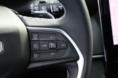 2027 Jeep Grand Cherokee GRAND CHEROKEE L LAREDO X 4X4