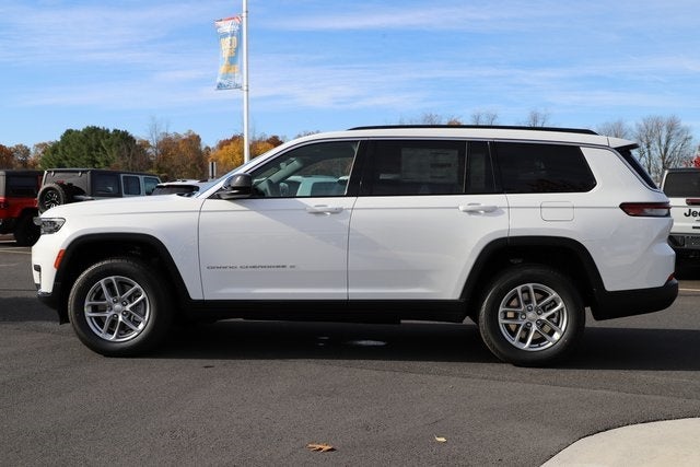 2025 Jeep Grand Cherokee GRAND CHEROKEE L LAREDO X 4X4