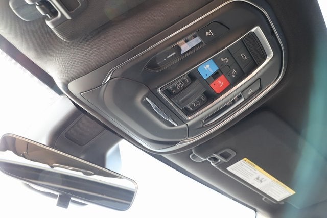 2025 Jeep Grand Cherokee GRAND CHEROKEE L LAREDO X 4X4