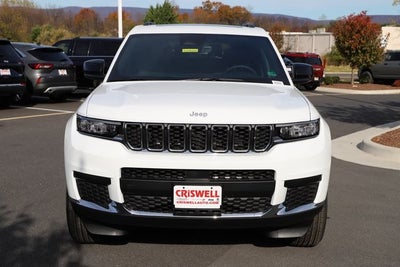 2025 Jeep Grand Cherokee GRAND CHEROKEE L LAREDO X 4X4