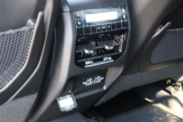 2026 Jeep Grand Cherokee GRAND CHEROKEE L LAREDO X 4X4