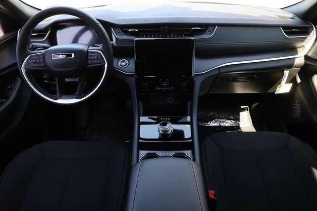 2026 Jeep Grand Cherokee GRAND CHEROKEE L LAREDO X 4X4