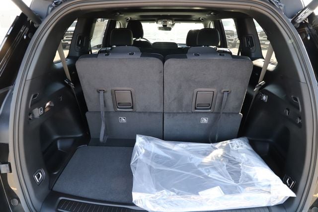 2026 Jeep Grand Cherokee GRAND CHEROKEE L LAREDO X 4X4