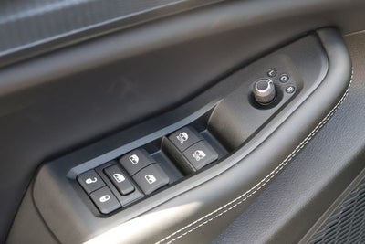 2026 Jeep Grand Cherokee GRAND CHEROKEE L LAREDO X 4X4