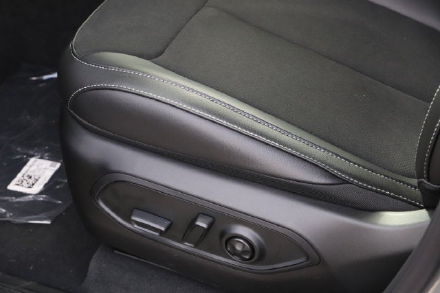 2027 Jeep Grand Cherokee GRAND CHEROKEE L LAREDO ALTITUDE 4X4