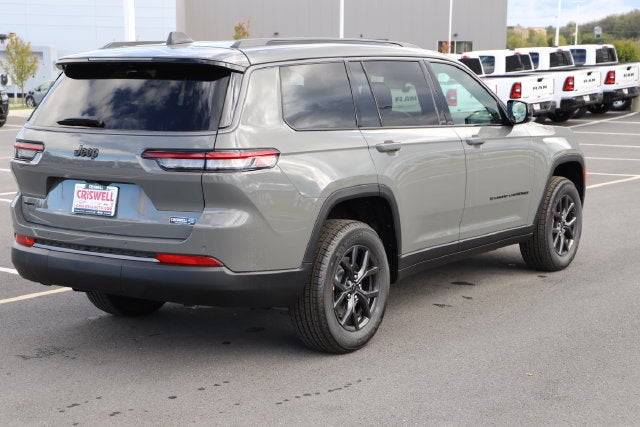 2027 Jeep Grand Cherokee GRAND CHEROKEE L LAREDO ALTITUDE 4X4