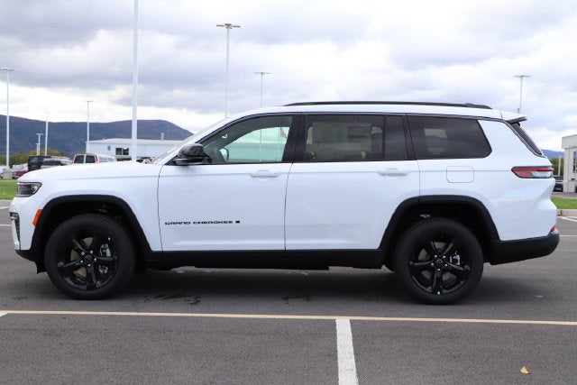 2027 Jeep Grand Cherokee GRAND CHEROKEE L LIMITED 4X4