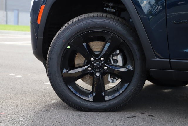 2027 Jeep Grand Cherokee GRAND CHEROKEE L LIMITED 4X4