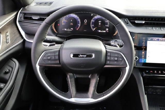2027 Jeep Grand Cherokee GRAND CHEROKEE L LIMITED 4X4