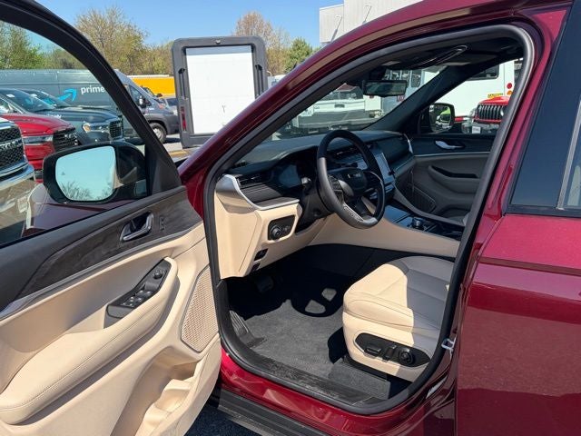 2026 Jeep Grand Cherokee GRAND CHEROKEE L LIMITED 4X4