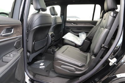 2027 Jeep Grand Cherokee GRAND CHEROKEE L LIMITED 4X4