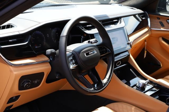2026 Jeep Grand Cherokee GRAND CHEROKEE L SUMMIT 4X4