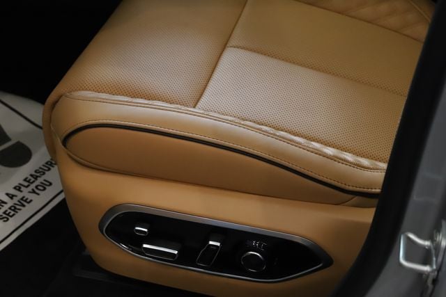 2026 Jeep Grand Cherokee GRAND CHEROKEE L SUMMIT 4X4