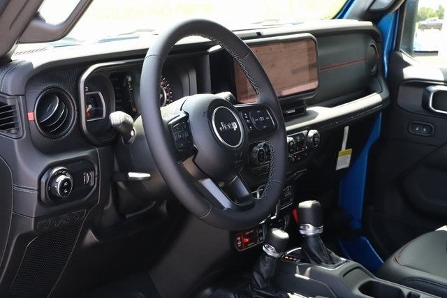 2025 Jeep Gladiator GLADIATOR RUBICON 4X4