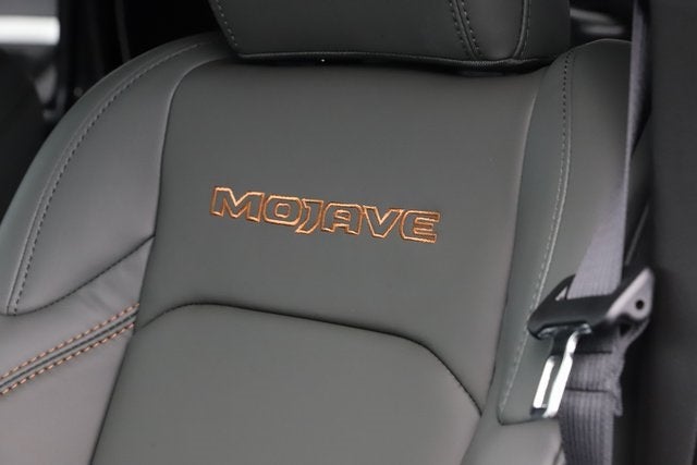 2025 Jeep Gladiator GLADIATOR MOJAVE 4X4