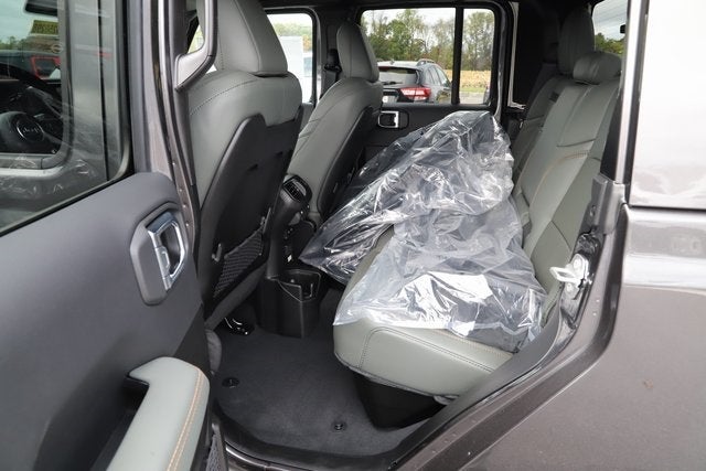 2025 Jeep Gladiator GLADIATOR MOJAVE 4X4