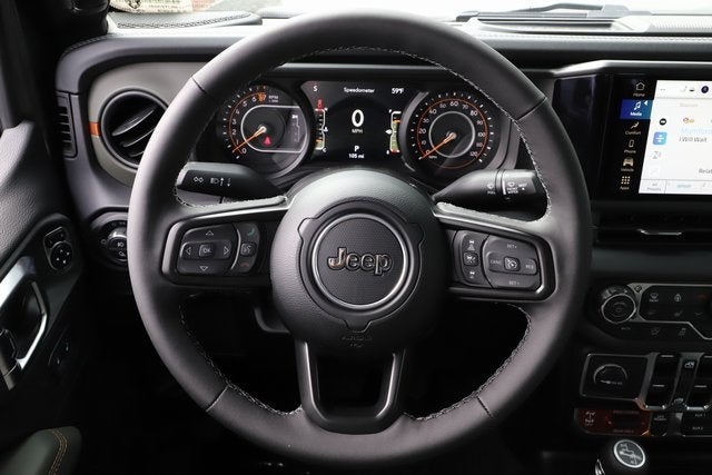 2025 Jeep Gladiator GLADIATOR MOJAVE 4X4