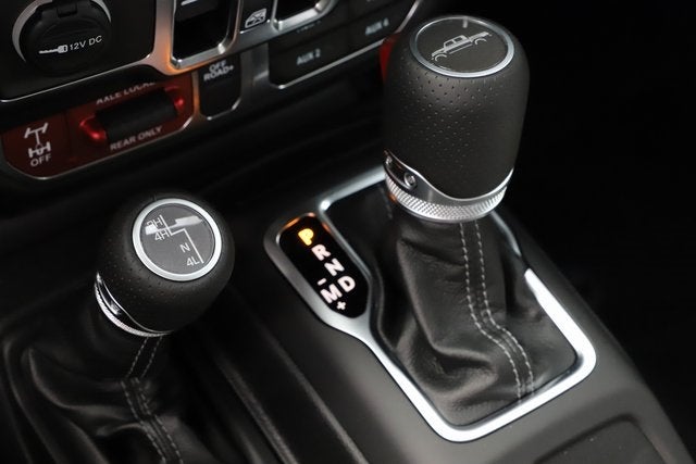 2025 Jeep Gladiator GLADIATOR MOJAVE 4X4