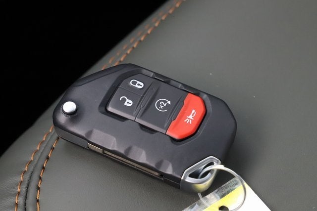 2025 Jeep Gladiator GLADIATOR MOJAVE 4X4