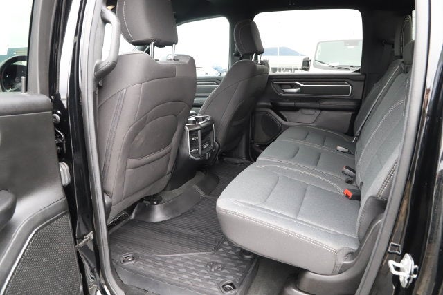 2022 RAM 1500 Big Horn Crew Cab 4x4 5'7' Box