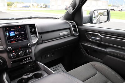 2022 RAM 1500 Big Horn Crew Cab 4x4 5'7' Box