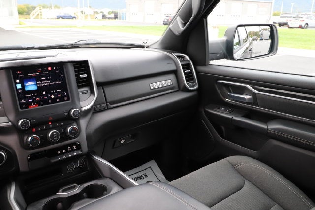2022 RAM 1500 Big Horn Crew Cab 4x4 5'7' Box