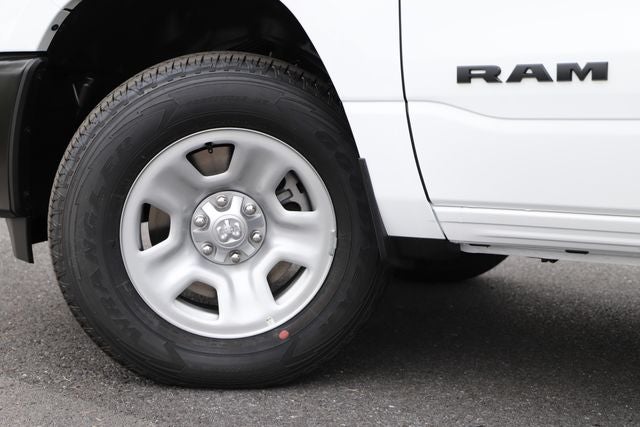 2027 RAM Ram 1500 RAM 1500 TRADESMAN CREW CAB 4X4 5'7' BOX