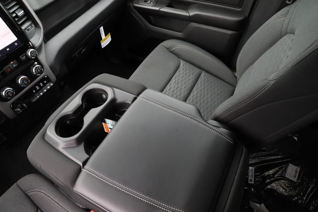 2027 RAM Ram 1500 RAM 1500 TRADESMAN CREW CAB 4X4 5'7' BOX
