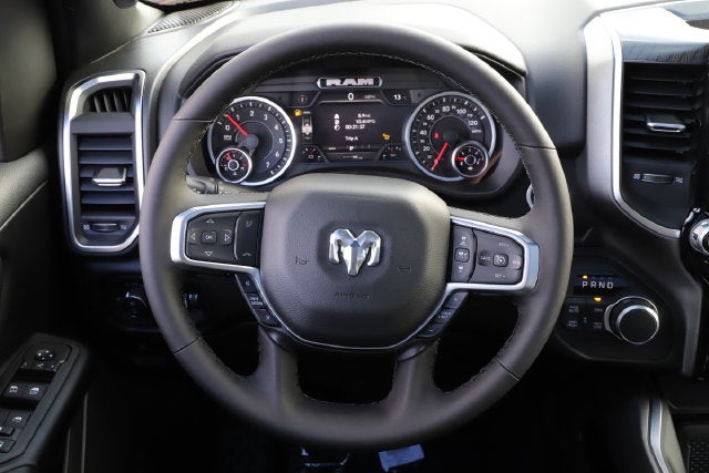 2027 RAM Ram 1500 RAM 1500 BIG HORN CREW CAB 4X4 5'7' BOX