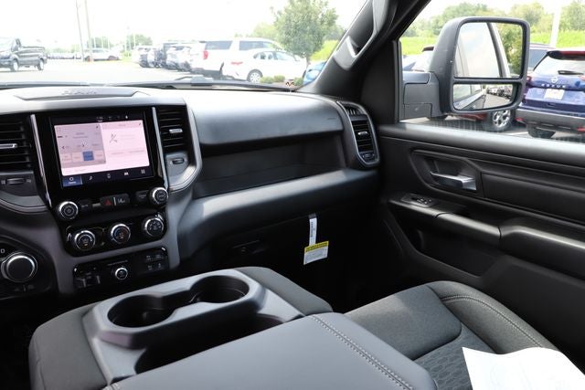 2026 RAM 1500 RAM 1500 WARLOCK CREW CAB 4X4 5'7' BOX