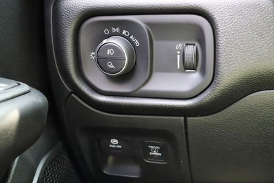 2026 RAM 1500 RAM 1500 WARLOCK CREW CAB 4X4 5'7' BOX