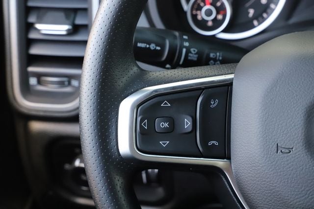 2026 RAM Ram 1500 RAM 1500 TRADESMAN CREW CAB 4X4 5'7' BOX