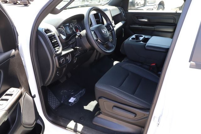 2026 RAM Ram 1500 RAM 1500 TRADESMAN CREW CAB 4X4 5'7' BOX