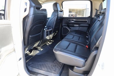 2019 RAM 1500 Laramie Crew Cab 4x4 5'7' Box