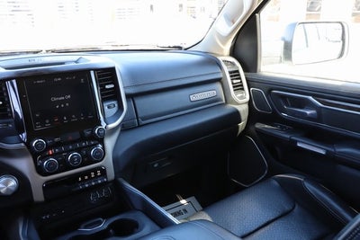 2019 RAM 1500 Laramie Crew Cab 4x4 5'7' Box