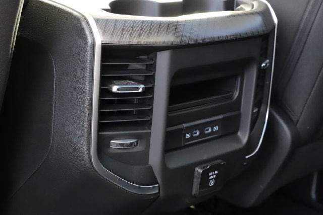 2027 RAM Ram 1500 RAM 1500 BIG HORN CREW CAB 4X4 6'4' BOX
