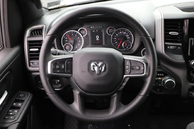2027 RAM Ram 1500 RAM 1500 EXPRESS CREW CAB 4X4 6'4' BOX