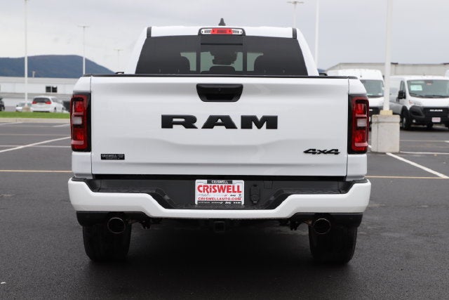 2027 RAM Ram 1500 RAM 1500 EXPRESS CREW CAB 4X4 6'4' BOX