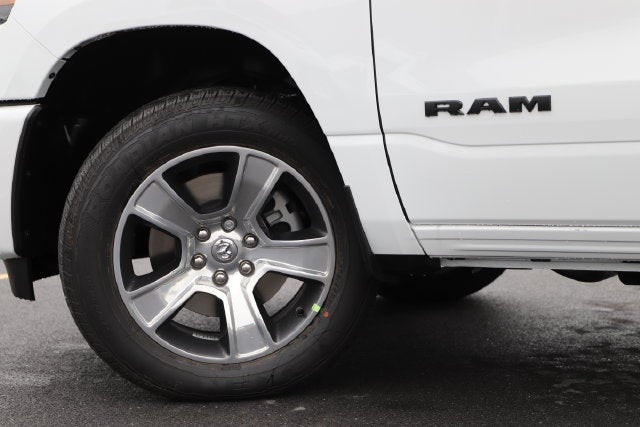 2027 RAM Ram 1500 RAM 1500 EXPRESS CREW CAB 4X4 6'4' BOX