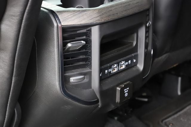 2025 RAM 1500 Limited Crew Cab 4x4 6'4' Box