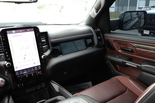 2025 RAM 1500 Limited Crew Cab 4x4 6'4' Box