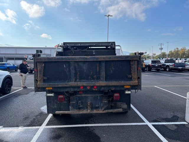 2011 Ford F-550 Chassis XL DRW